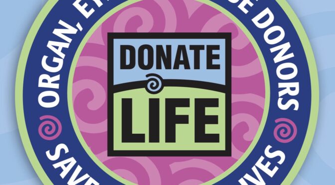 Donate Life national logo with text in a circle: Organ, eye and tissue donors save and heal lives.